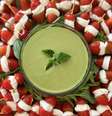 Guirlanda de Tomates de mussarela com molho pesto  Foto: O Melhor Prato