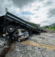 Acidente entre ônibus, carreta e carro deixa mortos em MG  Foto: Divulgação/CBM-MG
