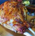 PERNIL ASSADO COM CHUTNEY DE ABACAXI  Foto: Bake and Cake Gourmet