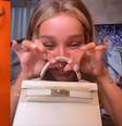 Brunna Gonçalves mostra bolsa de grife que ganhou de presente de Ludmilla; item é super exclusivo e impressiona pelo valor  Foto: Reprodução/Instagram / Contigo