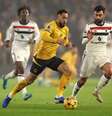 Matheus Cunha faz golaço em cima do United – Shaun Botterill/Getty Images  Foto: Jogada10