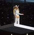 Beyoncé fez o show do intervalo da NFL no jogo de Natal da liga  Foto: Alex Slitz/GettyImages