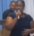 Aryana Medeiros descobriu o envolvimento de marido com uma fiel da igreja e, durante um culto religioso, decidiu expor o caso  Foto: Reprodução/Instagram