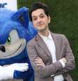 O ator e comediante Ben Schwartz é a voz do ouriço azul nos filmes de Sonic  Foto: Alex J. Berliner/ABImages via IMDb