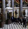 Urnas carregadas para sessão conjunta do Congresso de certificação da eleição de Donald Trump no Capitólio dos EUA   Foto: Elizabeth Frantz / Reuters