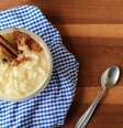 Imagem mostra arroz-doce cremoso.   Foto: Guia da Cozinha
