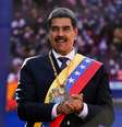 O presidente da Venezuela, Nicolás Maduro, aparece diante de apoiadores após ser empossado para um terceiro mandato de seis anos, em Caracas, Venezuela, em 10 de janeiro de 2025.   Foto: REUTERS/Maxwell Briceno