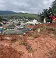 Deslizamentos de terra após temporal deixam mortos em Ipatinga (MG)  Foto: Divulgação/CBMMG
