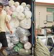 Caminhões chegam com novas remessas de tecidos durante todo o dia  Foto: Xiqing Wang/ BBC / BBC News Brasil