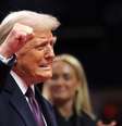 Trump chega à Capital One Arena para discursar a apoiadores em Washington, DC  Foto: REUTERS/Carlos Barria