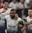  Foto: Renato Pizzutto/Ag. Paulistão - Legenda: Corinthians manteve 100% de aproveitamento e fez história mais uma vez / Jogada10