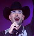 ‘Que agouro’: internautas DETONAM voz de Luan Pereira em show com Gustavo Mioto e Tierry no 'BBB 25'.  Foto: Reprodução, TV Globo / Purepeople