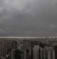 Chuva que atingiu São Paulo na última sexta-feira foi uma das mais volumosas dos últimos 64 anos (foto). Em Guarulhos, um motociclista morreu depois de ser arrastado por uma enxurrada provocada pelos temporais que caíram no sábado na cidade.  Foto: Tiago Queiroz/Estadão / Estadão