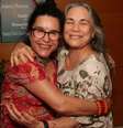 Em lados opostos na politica, Lucélia Santos e Regina Duarte mostraram carinho mútuo no encontro  Foto: Reprodução/Instagram/@reginaduarte.portugal