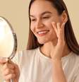 As marcas de acne podem ser combatidas com alguns cuidados  Foto: Pixel-Shot | Shutterstock / Portal EdiCase