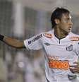 Neymar em ação pelo Santos  Foto: Getty Images/Buda Mendes