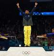 Medalhas olímpicas vieram depois de três lesões que quase tiraram Rebeca do esporte  Foto: Reuters / BBC News Brasil