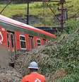 Deslizamento de terra provocou descarrilamento de trem da CPTM   Foto: Divulgação/CPTM