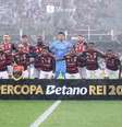  Foto: Gilvan de Souza / CRF - Legenda: Flamengo vence o Botafogo e conquista a Supercopa Rei / Jogada10