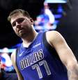 Pai de Luka Doncic critica Dallas Mavericks após troca com os Lakers  Foto: Getty Images
