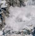 Esquiador é resgatado vivo após ser 'engolido' por avalanche no Mont Blanc  Foto: Pixabay
