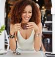 Tomar uma xícara de café interfere no funcionamento intestinal de algumas pessoas  Foto: Freepik