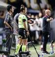  Foto: Raul Baretta/Santos FC - Legenda: Pedro Malta comandou o Santos na partida contra o Botafogo-SP / Jogada10