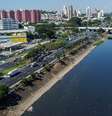 Trecho do Rio Tietê, na região metropolitana de São Paulo; 12 municípios deverão serão afetados com o projeto.  Foto: Marcelo Chello/Estadão / Estadão