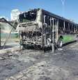 Ônibus atingido após queda de aeronave na Barra Funda.  Foto: Divulgação/Corpo de Bombeiros de SP / Estadão