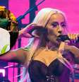 Christina Aguilera no Brasil: maquiador da cantora revela x segredos de beleza dela e o melhor truque para segurar a make no calor.  Foto: Brazil News / Purepeople