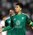  Foto: Mohamed Farag/Getty Images - Legenda: Firmino começa a perder espaço no Al Ahli, da Arábia Saudita. / Jogada10