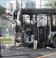 Ônibus foi atingido por aeronave de pequeno porte na Barra Funda na sexta-feira, 7. Uma idosa ficou ferida  Foto: Werther Santana/Estadão / Estadão