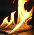 Acidentes com celular são raros, mas podem acontecer  Foto: Getty Images / BBC News Brasil