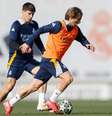  Foto: Antonio Villalba / Real Madrid - Legenda: Jogadores do Real Madrid durante treinamento da equipe / Jogada10