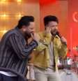 Diego e Victor Hugo enfrentaram alguns problemas ao cantar um de seus hits no 'Encontro'  Foto: Reprodução