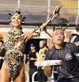 Vestida de zebra, Sabrina Sato enfrenta dificuldades com fantasia no último ensaio da Gaviões  Foto: Leo Franco/Natália Rampinelli/AgNews