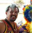 Bordador dos mais requisitados das turmas de bate-bola no Rio de Janeiro, Flávio de Azevedo é conhecido como Hell Boy.  Foto: Arquivo pessoal