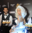 Débora Secco surge fantasiada de bolo no segundo look da noite no baile da vogue
  Foto: Marcelo Sá Barretto/AGNews