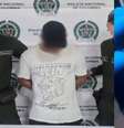 Polícia flagra homem tentando transportar droga dentro de peruca em aeroporto  Foto: Divulgação/Polícia Nacional Colombiana
