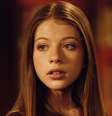 Michelle Trachtenberg começou sua carreira ainda na infância, conquistando seu primeiro papel na série "As Aventuras de Pete & Pete"  Foto: Reprodução / Perfil Brasil