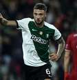  Foto: Divulgação - Legenda: Zeno Debast em ação com a camisa do Sporting na vitória sobre o Gil Vicente / Jogada10