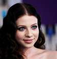 Atriz Michelle Trachtenberg chega em evento em Nova York em 2010   Foto: Lucas Jackson / Reuters