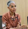 A ministra do meio Ambiente, Marina Silva, durante coletiva de imprensa sobre a declaração oficial de emergência ambiental por risco de incêndios florestais no Brasil em 2025.  Foto: Antonio Cruz/Agência Brasil / Estadão