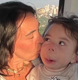 Jorginho ao lado da mãe Taiana  Foto: Reprodução/Instagram