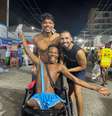 Danilo Henrique e amigos curtem o carnaval em Salvador   Foto: Foto: Bruna Rocha