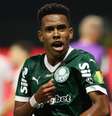 Joia alviverde tem quebrado recordes desde 2024 em solo nacional –  Foto: Fabio Menotti/Palmeiras - Legenda: Mídia internacional diz que Estêvão ofusca Neymar / Jogada10