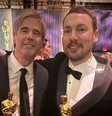 Gints Zilbalodis e Walter Salles no Oscar 2025.  Foto: Reprodução / X