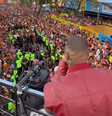 Léo Santana em trio no carnaval de Salvador  Foto: Reprodução/Instagram/Léo Santana