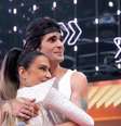 Cleo e Fiuk na "Batalha do Lip Sync", quadro do "Domingão Com Huck"  Foto: Reprodução/TV Globo