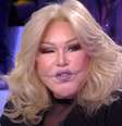 Jocelyn Wildenstein em um programa da TV francesa, pouco antes de morrer  Foto: Reprodução